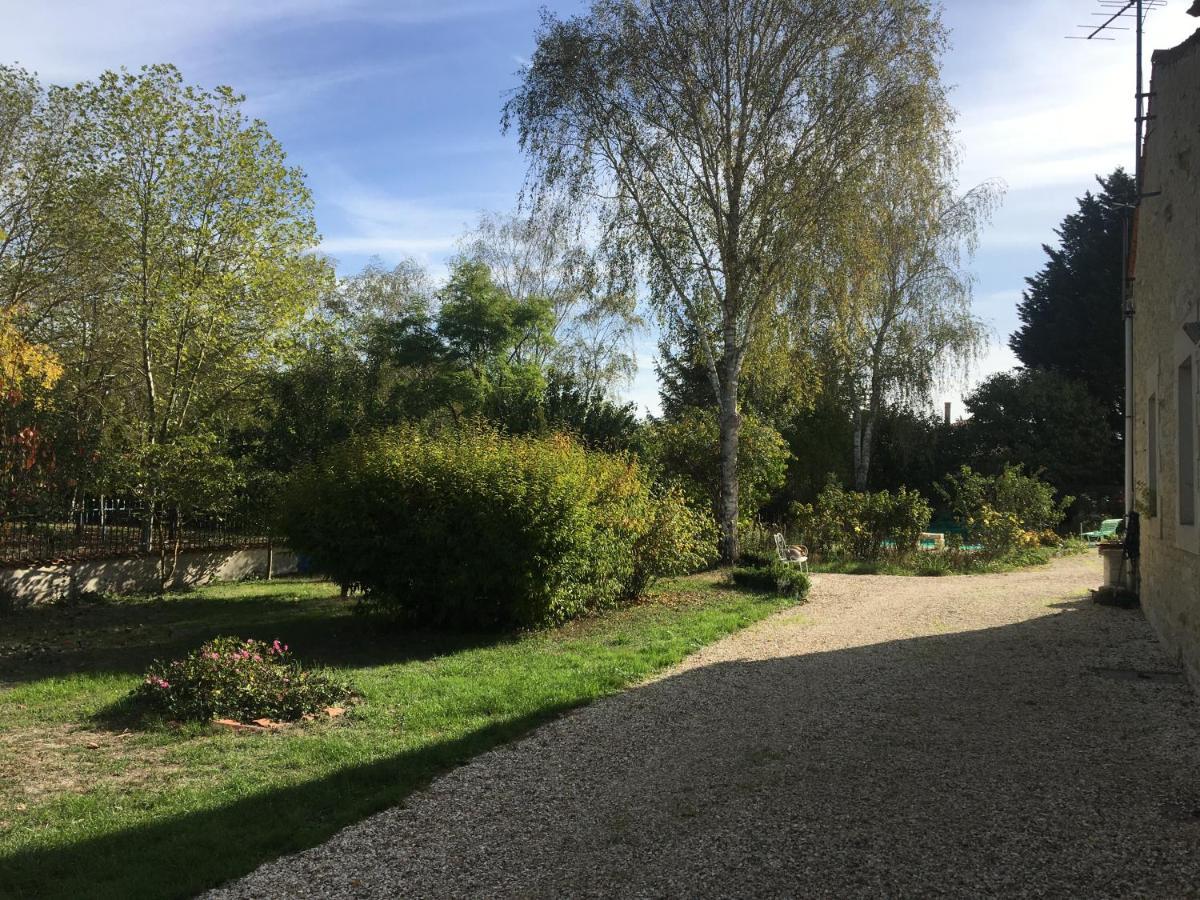 Maison D'Hotes La Chabanaise - Marais Poitevin Cramchaban Exteriör bild