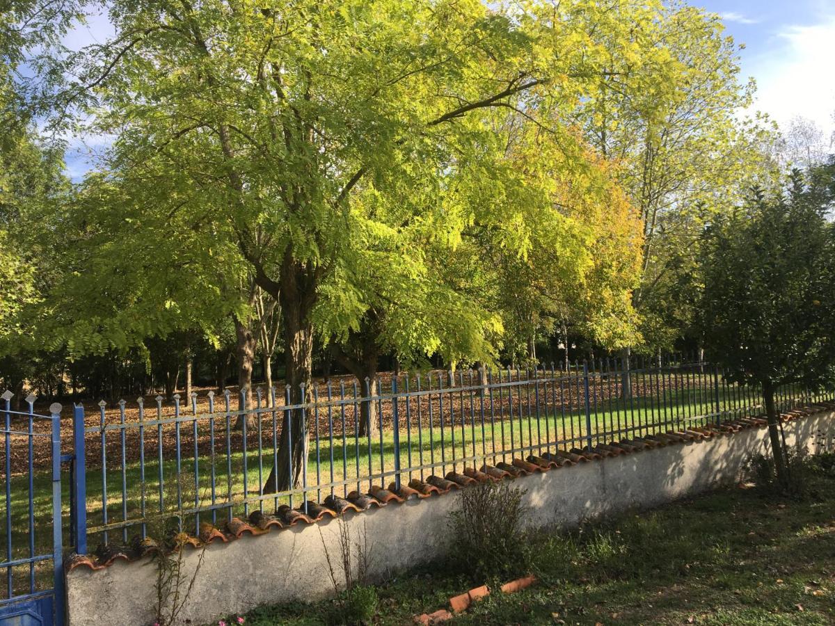 Maison D'Hotes La Chabanaise - Marais Poitevin Cramchaban Exteriör bild